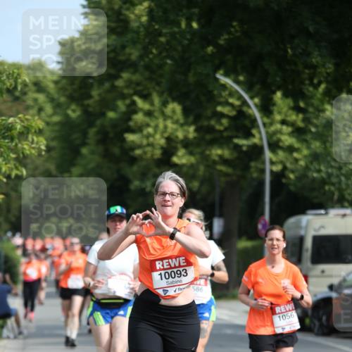 15.06.2025 - REWE Women's Run Jannik Wohlers http://msf.ph/oto/7952035 15.06.2025 09:51:54 Laufen 10093, 1056 meine-sportfotos.de