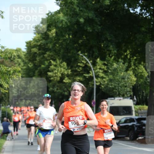 15.06.2025 - REWE Women's Run Jannik Wohlers http://msf.ph/oto/7952050 15.06.2025 09:51:55 Laufen 1079, 10, 10561 meine-sportfotos.de