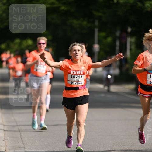 15.06.2025 - REWE Women's Run Dr. Thomas Lammeyer http://msf.ph/oto/7952064 15.06.2025 09:38:35 Laufen 10711 meine-sportfotos.de