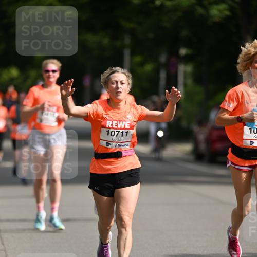 15.06.2025 - REWE Women's Run Dr. Thomas Lammeyer http://msf.ph/oto/7952075 15.06.2025 09:38:35 Laufen 10711, 10 meine-sportfotos.de