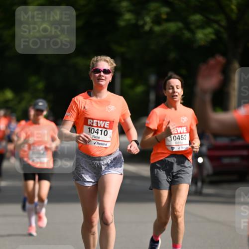 15.06.2025 - REWE Women's Run Dr. Thomas Lammeyer http://msf.ph/oto/7952100 15.06.2025 09:38:37 Laufen 10410, 10452 meine-sportfotos.de