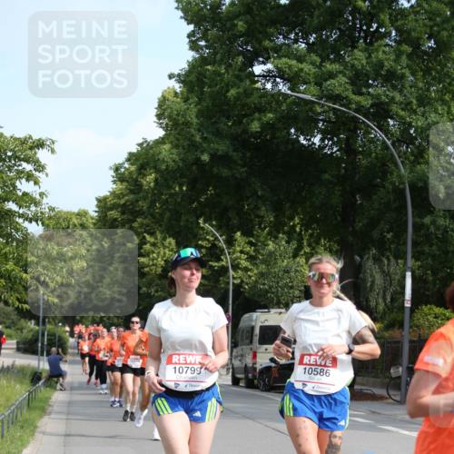 15.06.2025 - REWE Women's Run Jannik Wohlers http://msf.ph/oto/7952107 15.06.2025 09:51:59 Laufen 10799, 10586 meine-sportfotos.de