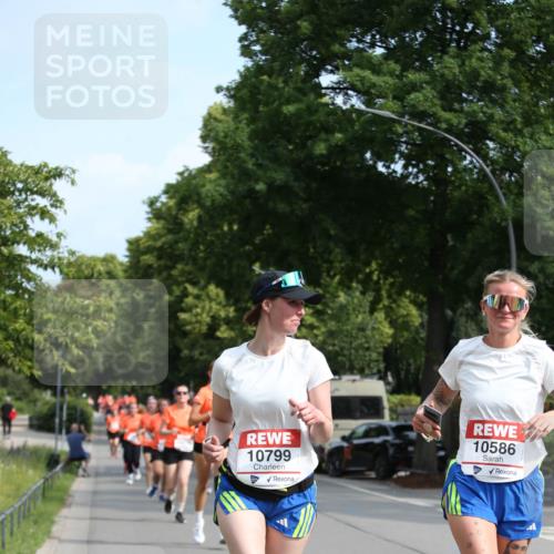 15.06.2025 - REWE Women's Run Jannik Wohlers http://msf.ph/oto/7952114 15.06.2025 09:51:59 Laufen 10799, 10586 meine-sportfotos.de