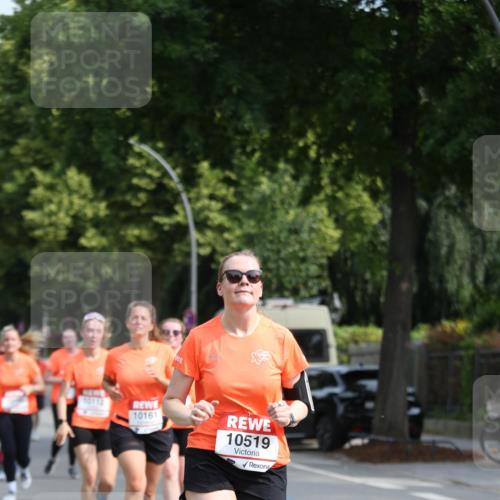 15.06.2025 - REWE Women's Run Jannik Wohlers http://msf.ph/oto/7952143 15.06.2025 09:52:04 Laufen 10161, 10519 meine-sportfotos.de