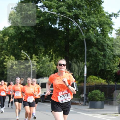 15.06.2025 - REWE Women's Run Jannik Wohlers http://msf.ph/oto/7952150 15.06.2025 09:52:04 Laufen 10112, 10161, 10519 meine-sportfotos.de