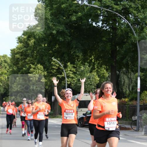 15.06.2025 - REWE Women's Run Jannik Wohlers http://msf.ph/oto/7952170 15.06.2025 09:52:06 Laufen 10385, 10190, 10112, 10161 meine-sportfotos.de