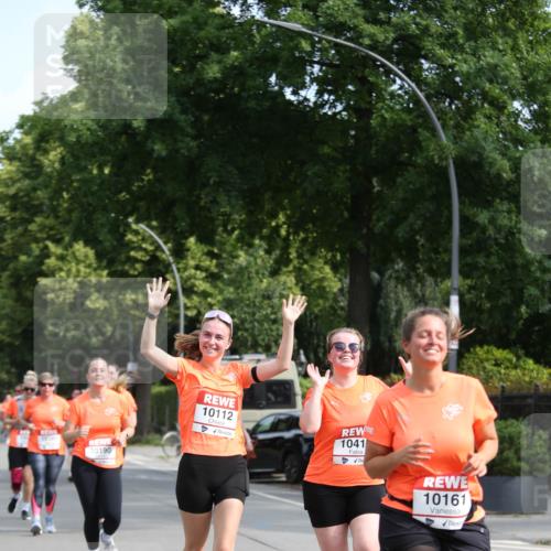 15.06.2025 - REWE Women's Run Jannik Wohlers http://msf.ph/oto/7952179 15.06.2025 09:52:07 Laufen 1041, 10161 meine-sportfotos.de