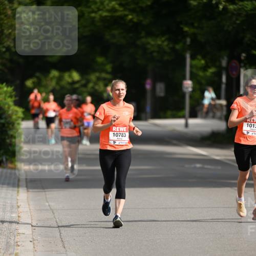 15.06.2025 - REWE Women's Run Dr. Thomas Lammeyer http://msf.ph/oto/7952186 15.06.2025 09:38:44 Laufen 10783, 1, 1013 meine-sportfotos.de