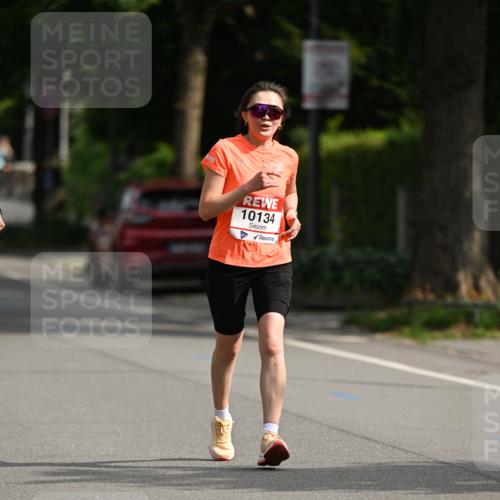 15.06.2025 - REWE Women's Run Dr. Thomas Lammeyer http://msf.ph/oto/7952210 15.06.2025 09:38:46 Laufen 10134 meine-sportfotos.de