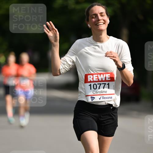15.06.2025 - REWE Women's Run Dr. Thomas Lammeyer http://msf.ph/oto/7952278 15.06.2025 09:38:58 Laufen 10771 meine-sportfotos.de