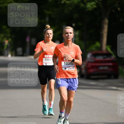 15.06.2025 - REWE Women's Run Dr. Thomas Lammeyer http://msf.ph/oto/7952299 15.06.2025 09:39:02 Laufen 10063, 10252 meine-sportfotos.de