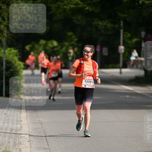 15.06.2025 - REWE Women's Run Dr. Thomas Lammeyer http://msf.ph/oto/7952321 15.06.2025 09:39:06 Laufen 10591 meine-sportfotos.de
