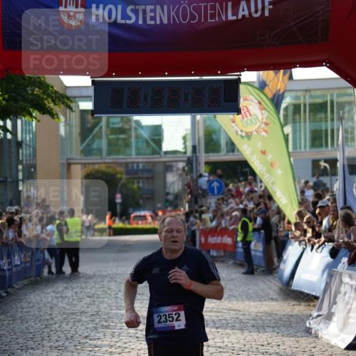 13.06.2025 - Holstenköstenlauf Felixshl http://msf.ph/oto/7952381 13.06.2025 19:39:52 Laufen 2352 meine-sportfotos.de