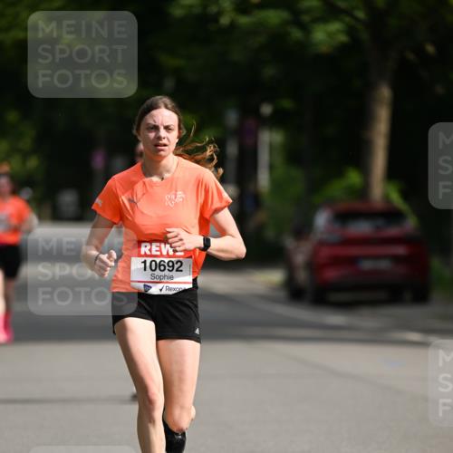 15.06.2025 - REWE Women's Run Dr. Thomas Lammeyer http://msf.ph/oto/7952386 15.06.2025 09:39:17 Laufen 10692 meine-sportfotos.de