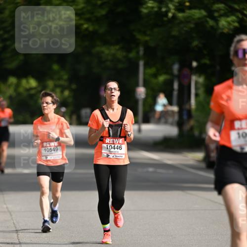15.06.2025 - REWE Women's Run Dr. Thomas Lammeyer http://msf.ph/oto/7952470 15.06.2025 09:39:34 Laufen 10549, 10446, 10 meine-sportfotos.de