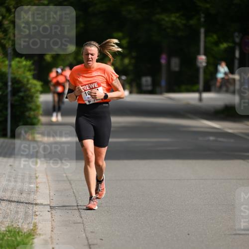 15.06.2025 - REWE Women's Run Dr. Thomas Lammeyer http://msf.ph/oto/7952504 15.06.2025 09:39:44 Laufen 10 meine-sportfotos.de
