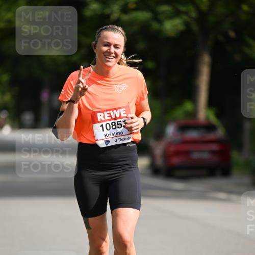 15.06.2025 - REWE Women's Run Dr. Thomas Lammeyer http://msf.ph/oto/7952535 15.06.2025 09:39:47 Laufen 1085 meine-sportfotos.de