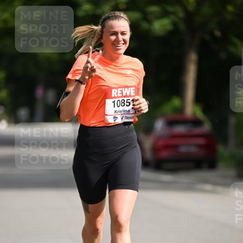 15.06.2025 - REWE Women's Run Dr. Thomas Lammeyer http://msf.ph/oto/7952537 15.06.2025 09:39:47 Laufen 10851 meine-sportfotos.de