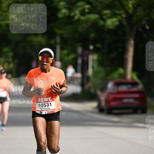 15.06.2025 - REWE Women's Run Dr. Thomas Lammeyer http://msf.ph/oto/7952545 15.06.2025 09:40:01 Laufen 10531 meine-sportfotos.de