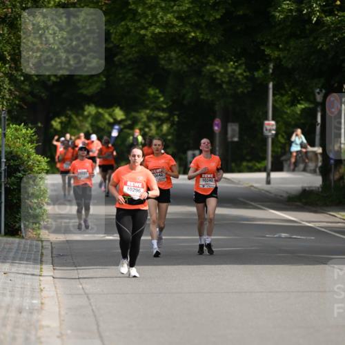 15.06.2025 - REWE Women's Run Dr. Thomas Lammeyer http://msf.ph/oto/7952578 15.06.2025 09:40:10 Laufen 0121, 10296, 0642, 10240 meine-sportfotos.de