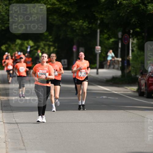 15.06.2025 - REWE Women's Run Dr. Thomas Lammeyer http://msf.ph/oto/7952593 15.06.2025 09:40:11 Laufen 10296, 42, 10240 meine-sportfotos.de