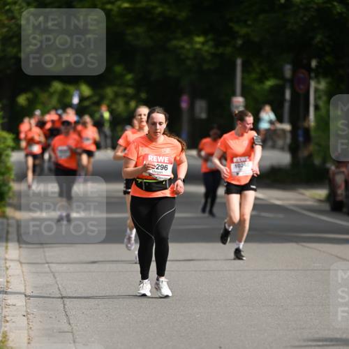 15.06.2025 - REWE Women's Run Dr. Thomas Lammeyer http://msf.ph/oto/7952610 15.06.2025 09:40:13 Laufen 296 meine-sportfotos.de