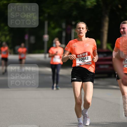 15.06.2025 - REWE Women's Run Dr. Thomas Lammeyer http://msf.ph/oto/7952632 15.06.2025 09:40:18 Laufen 10642 meine-sportfotos.de