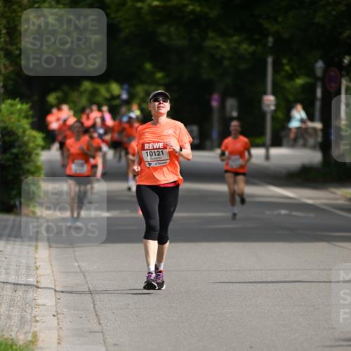 15.06.2025 - REWE Women's Run Dr. Thomas Lammeyer http://msf.ph/oto/7952647 15.06.2025 09:40:20 Laufen 10121 meine-sportfotos.de