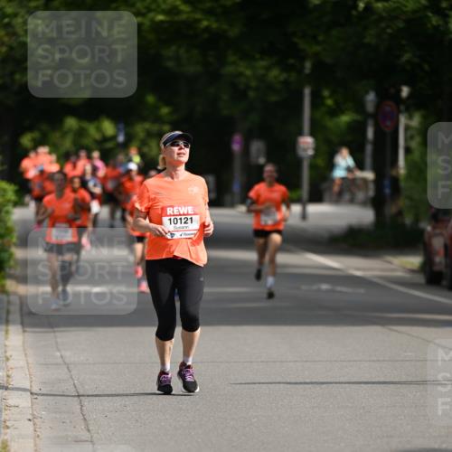 15.06.2025 - REWE Women's Run Dr. Thomas Lammeyer http://msf.ph/oto/7952650 15.06.2025 09:40:21 Laufen 10121 meine-sportfotos.de