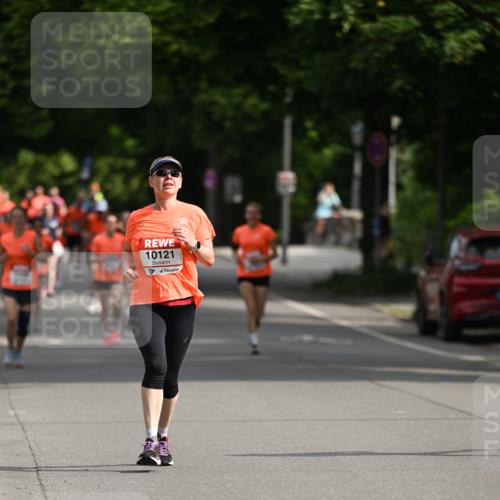 15.06.2025 - REWE Women's Run Dr. Thomas Lammeyer http://msf.ph/oto/7952654 15.06.2025 09:40:21 Laufen 10121 meine-sportfotos.de