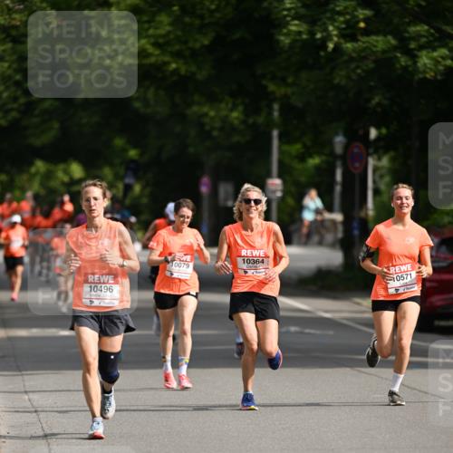 15.06.2025 - REWE Women's Run Dr. Thomas Lammeyer http://msf.ph/oto/7952679 15.06.2025 09:40:27 Laufen 10496, 10079, 10364, 0571 meine-sportfotos.de
