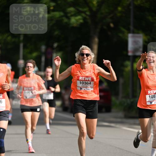 15.06.2025 - REWE Women's Run Dr. Thomas Lammeyer http://msf.ph/oto/7952695 15.06.2025 09:40:30 Laufen 2, 6, 1007, 10364, 1057 meine-sportfotos.de