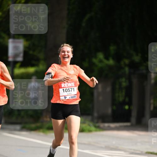 15.06.2025 - REWE Women's Run Dr. Thomas Lammeyer http://msf.ph/oto/7952702 15.06.2025 09:40:31 Laufen 10571 meine-sportfotos.de