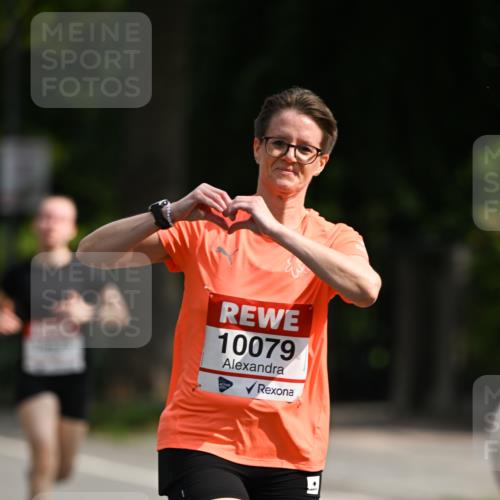 15.06.2025 - REWE Women's Run Dr. Thomas Lammeyer http://msf.ph/oto/7952723 15.06.2025 09:40:34 Laufen 10079 meine-sportfotos.de