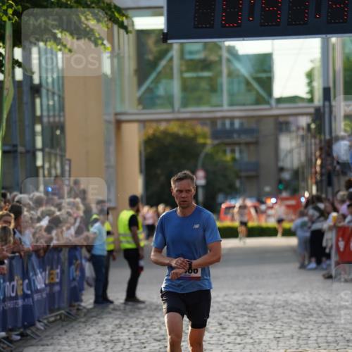 13.06.2025 - Holstenköstenlauf Felixshl http://msf.ph/oto/7952730 13.06.2025 19:41:49 Laufen 2466, 3948 meine-sportfotos.de