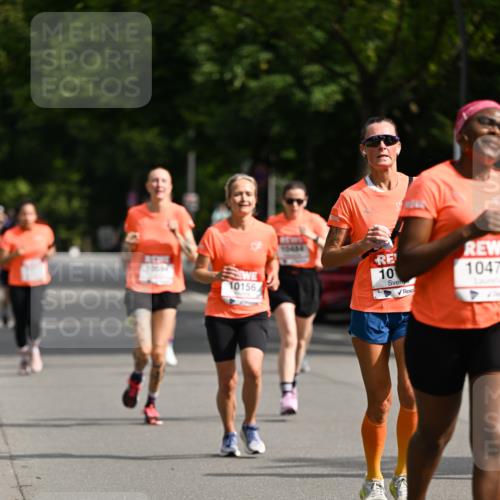 15.06.2025 - REWE Women's Run Dr. Thomas Lammeyer http://msf.ph/oto/7952822 15.06.2025 09:40:50 Laufen 10, 10156 meine-sportfotos.de