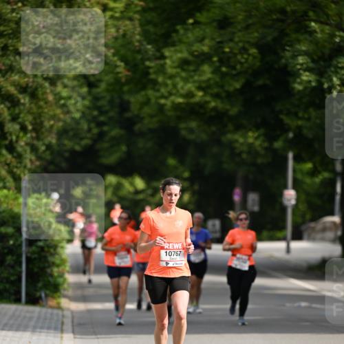 15.06.2025 - REWE Women's Run Dr. Thomas Lammeyer http://msf.ph/oto/7952900 15.06.2025 09:41:05 Laufen 10767 meine-sportfotos.de