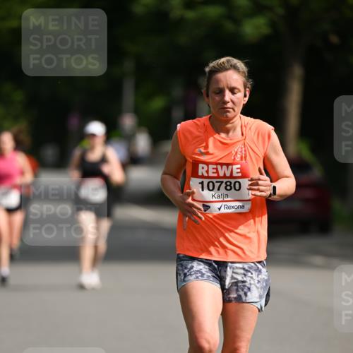 15.06.2025 - REWE Women's Run Dr. Thomas Lammeyer http://msf.ph/oto/7953000 15.06.2025 09:41:18 Laufen 10780 meine-sportfotos.de