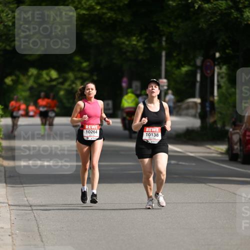 15.06.2025 - REWE Women's Run Dr. Thomas Lammeyer http://msf.ph/oto/7953004 15.06.2025 09:41:19 Laufen 10264, 10138 meine-sportfotos.de