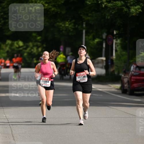 15.06.2025 - REWE Women's Run Dr. Thomas Lammeyer http://msf.ph/oto/7953009 15.06.2025 09:41:20 Laufen 10264, 10138 meine-sportfotos.de