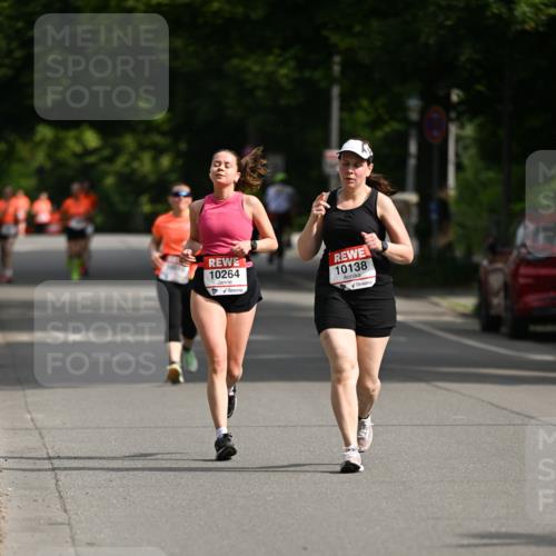 15.06.2025 - REWE Women's Run Dr. Thomas Lammeyer http://msf.ph/oto/7953016 15.06.2025 09:41:20 Laufen 10264, 10138 meine-sportfotos.de
