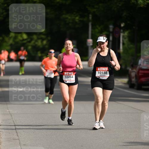 15.06.2025 - REWE Women's Run Dr. Thomas Lammeyer http://msf.ph/oto/7953021 15.06.2025 09:41:21 Laufen 10264, 10138 meine-sportfotos.de