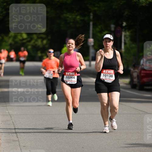 15.06.2025 - REWE Women's Run Dr. Thomas Lammeyer http://msf.ph/oto/7953024 15.06.2025 09:41:21 Laufen 10264, 10138 meine-sportfotos.de