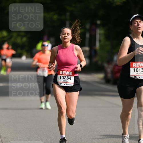 15.06.2025 - REWE Women's Run Dr. Thomas Lammeyer http://msf.ph/oto/7953040 15.06.2025 09:41:23 Laufen 10264, 1013 meine-sportfotos.de