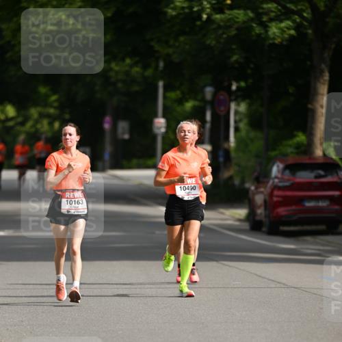 15.06.2025 - REWE Women's Run Dr. Thomas Lammeyer http://msf.ph/oto/7953085 15.06.2025 09:41:37 Laufen 10490, 10163 meine-sportfotos.de