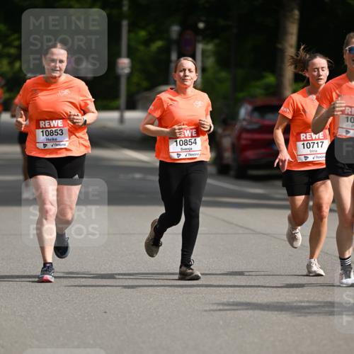 15.06.2025 - REWE Women's Run Dr. Thomas Lammeyer http://msf.ph/oto/7953136 15.06.2025 09:41:59 Laufen 10853, 10854, 10717, 10 meine-sportfotos.de