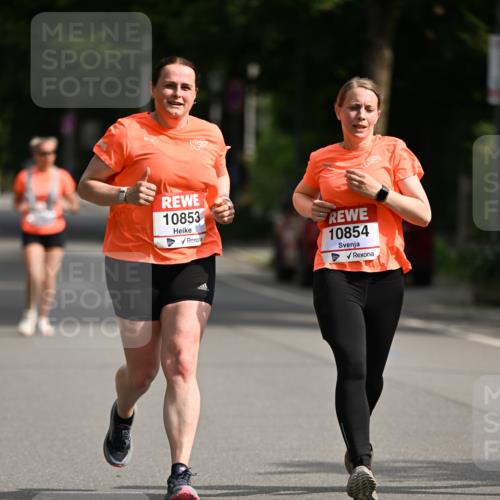 15.06.2025 - REWE Women's Run Dr. Thomas Lammeyer http://msf.ph/oto/7953149 15.06.2025 09:42:01 Laufen 10853, 10854 meine-sportfotos.de