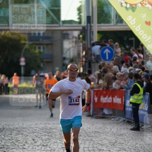 13.06.2025 - Holstenköstenlauf Felixshl http://msf.ph/oto/7953195 13.06.2025 19:42:58 Laufen 2142, 2315, 2473 meine-sportfotos.de