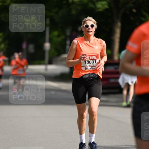 15.06.2025 - REWE Women's Run Dr. Thomas Lammeyer http://msf.ph/oto/7953202 15.06.2025 09:42:10 Laufen 10601 meine-sportfotos.de