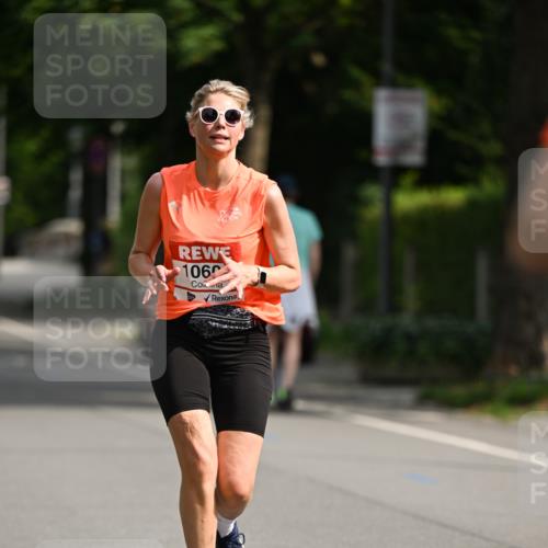 15.06.2025 - REWE Women's Run Dr. Thomas Lammeyer http://msf.ph/oto/7953209 15.06.2025 09:42:11 Laufen 1060 meine-sportfotos.de